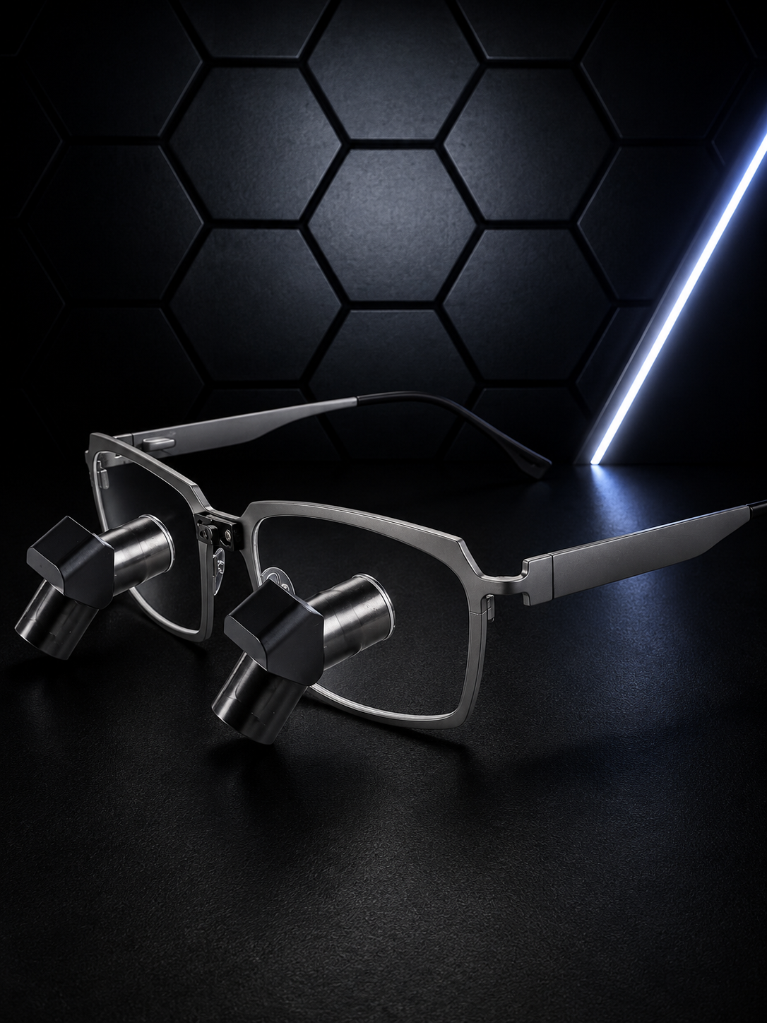 DeeTect Ergonomic loupes (Silver Frames) With wireless headlight