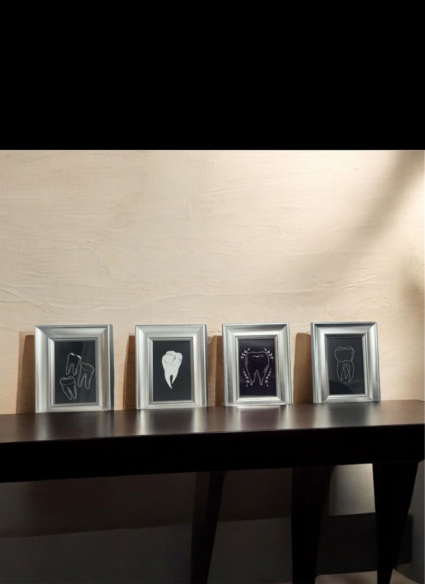 (Minimal Black and White Line Art Tooth Collection)
 4 Pack