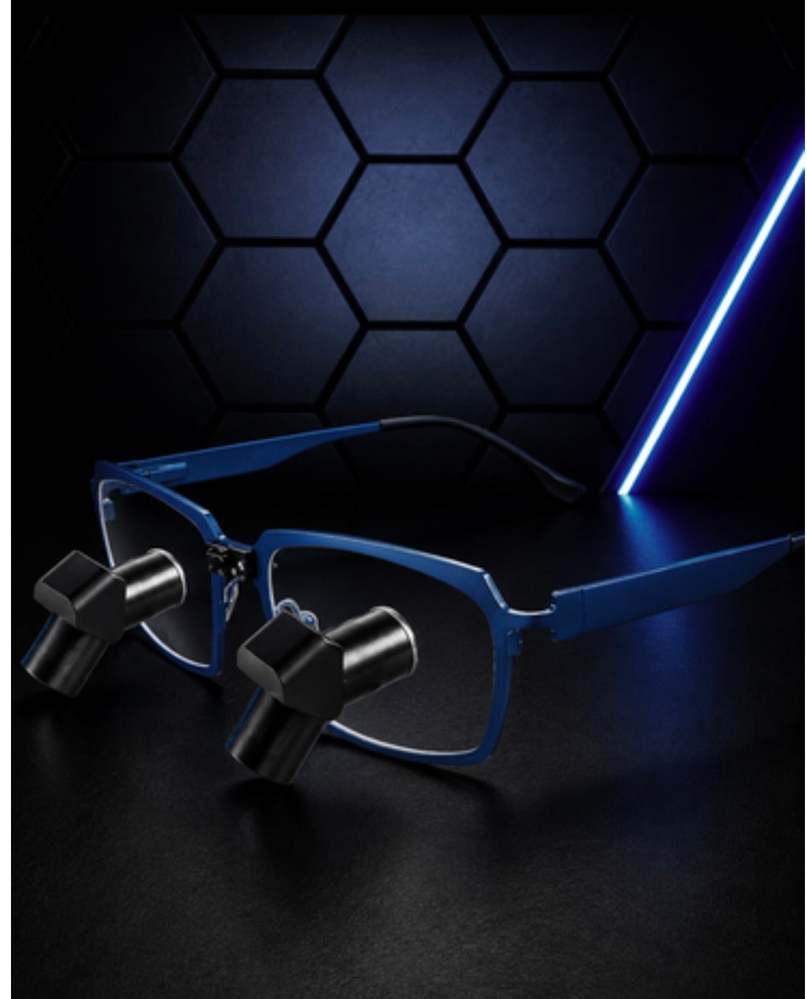 DeeTect Ergonomic loupes (Blue Frames) With wireless headlight.